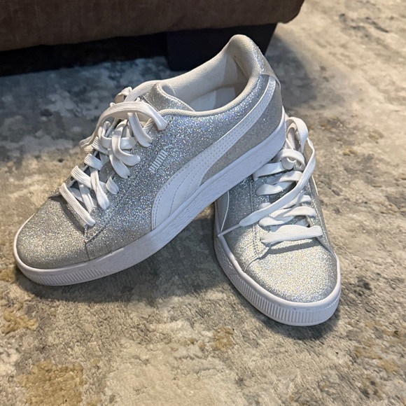 Puma Women's Sparkling Silver Sneakers - Picture 1 of 7